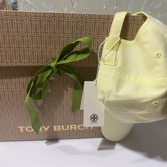 NEW! TORY BURCH LOGO CAP - Picture 8 of 8